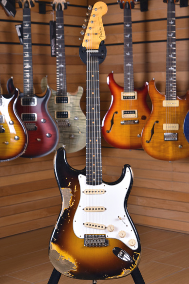 Fender Custom Shop Stratocaster '63 Heavy Relic 2 Tone Sunburst 2017
