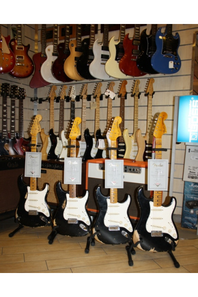 Fender Custom Shop Stratocaster '68 Heavy Relic Black