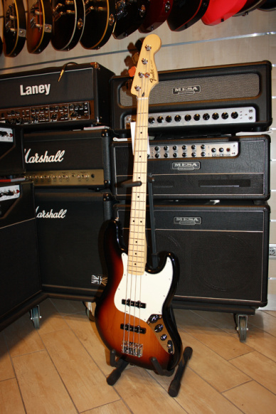 Fender Mexico Standard Jazz Bass Maple Fingerboard Sunburst 2011