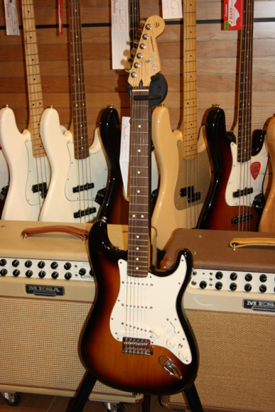 Roland GC-1-3TS Sunburst - GK-Ready Stratocaster by Fender