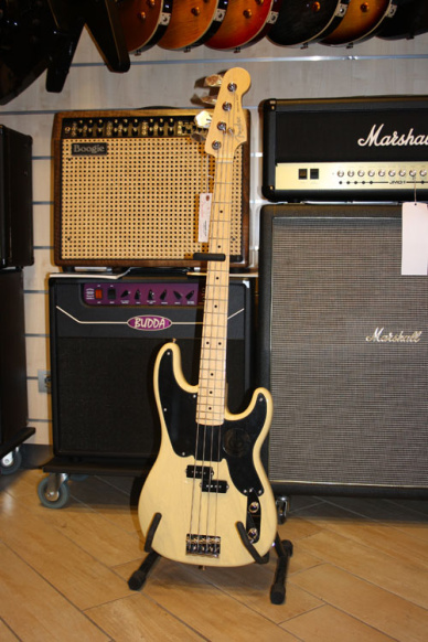 Fender Precision Bass 60th Anniversary Maple Blackguard Blonde