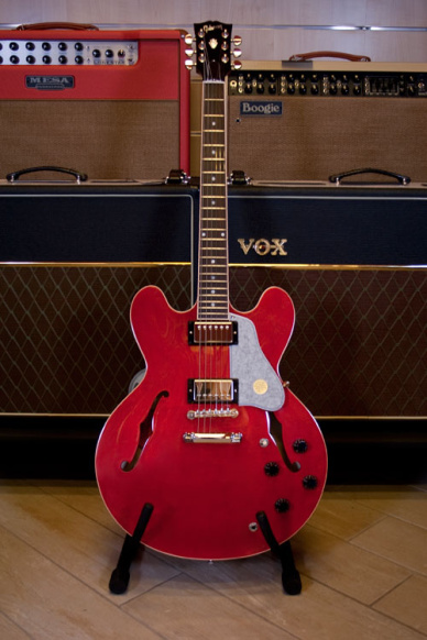 Gibson Custom ES-335 Plain Top Cherry