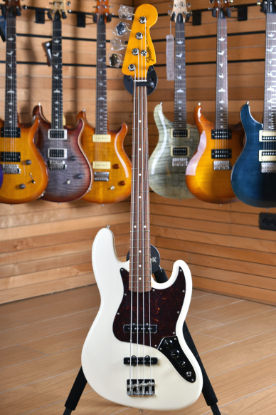 Fender Mexico Classic Series '60s Jazz Bass Lacquer  Olimpic White