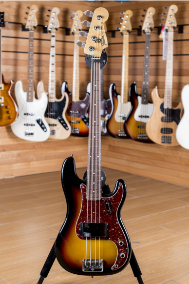 Fender Custom Shop Postmodern P/J Bass Rosewood Fingerboard NOS 3 Color Sunburst