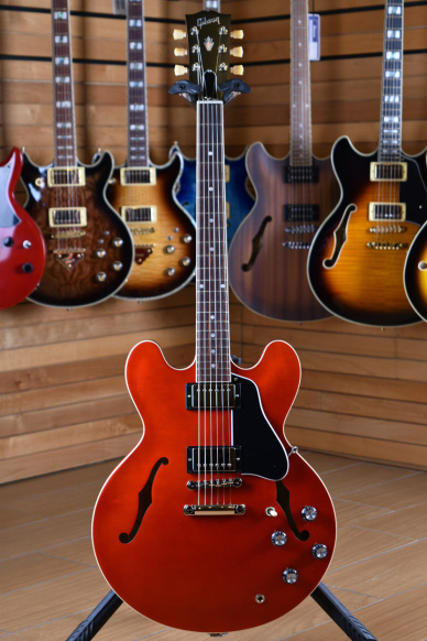Gibson ES-335 Satin Cherry ( S.N. 231420050 )