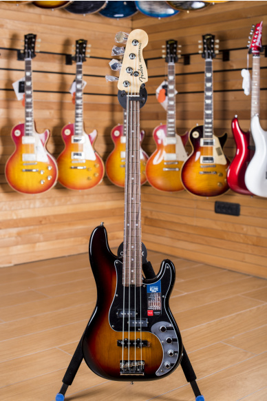 Fender American Elite Precision Bass Rosewood Fingerboard 3 Color Sunburst