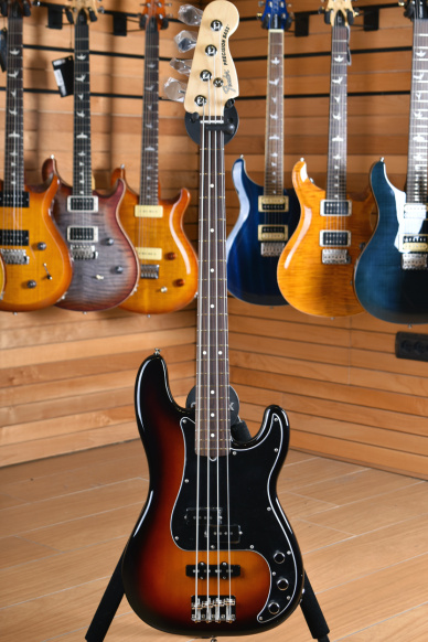 Fender American Performer Precision Bass Rosewood Fingerboard 3 Tone Sunburst