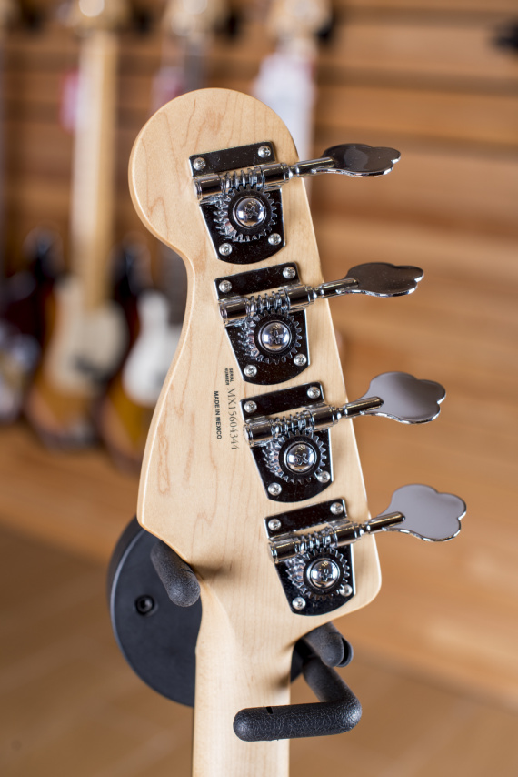 ベース Fender Jazz Bass Mexico Fender Mexico Standard Jazz Bass 2011 Maple Fingerboard Artic