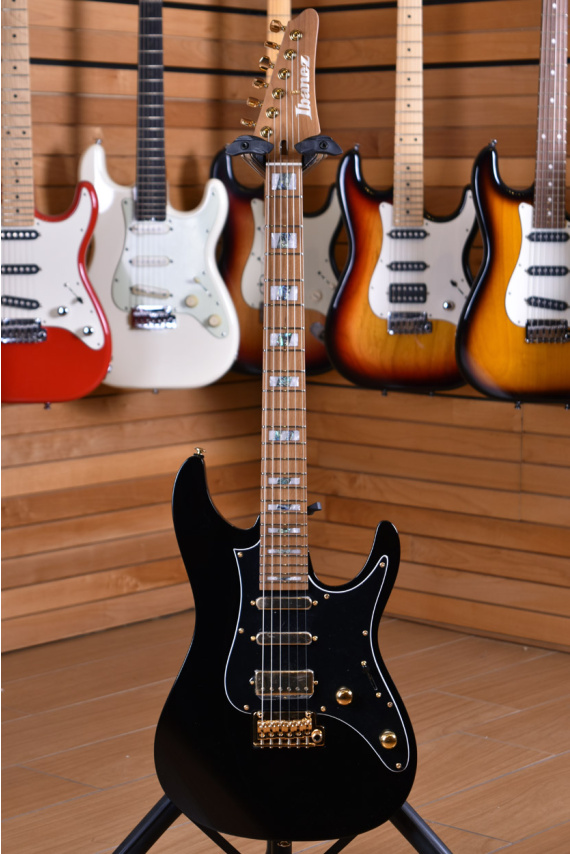 Ibanez THBB10 Tim Henson Signature Black | Centro Chitarre