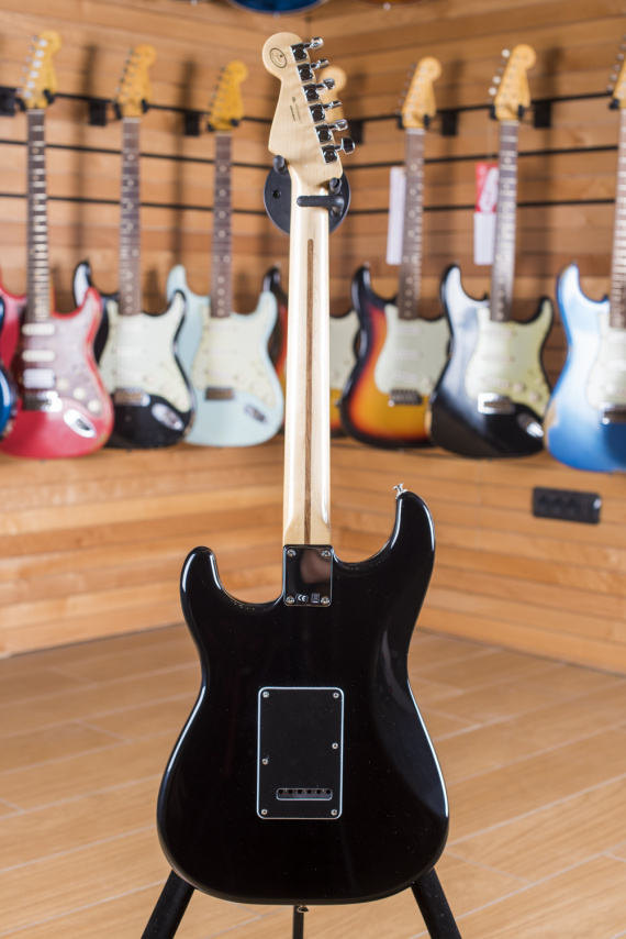 Fender Mexico FSR Standard Stratocaster HSS Maple Fingerboard