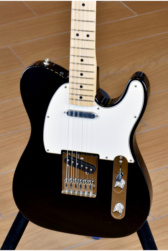 Fender Mexico Standard Telecaster Maple Fingerboard Black | Centro