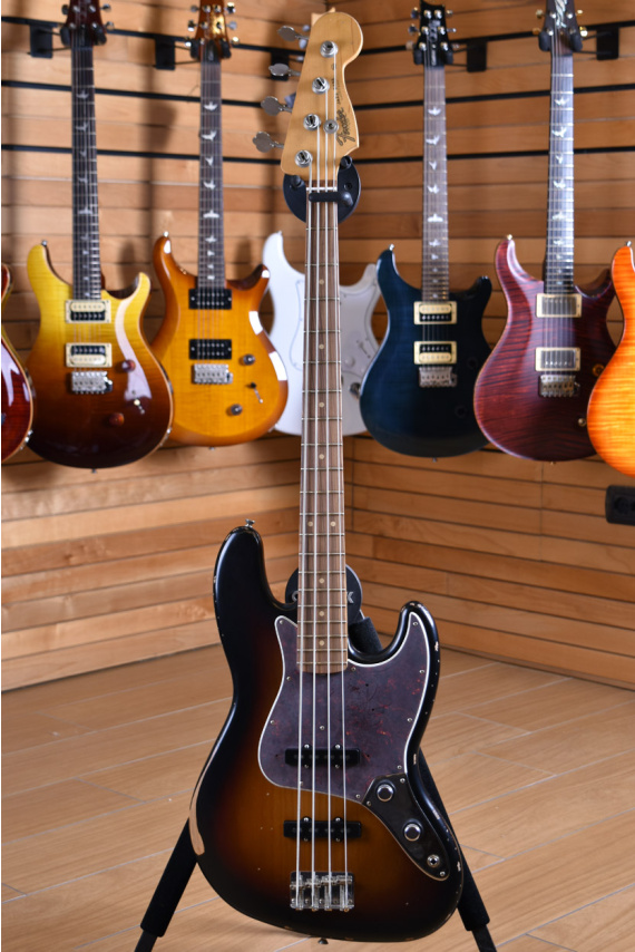 Fender 60th Anniversary Jazz Bass Road Worn '60s Pau Ferro 3 Tone