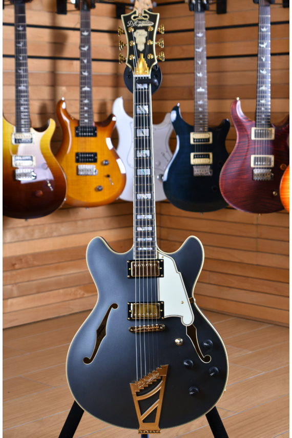D'Angelico Limited Edition Deluxe DC Matte Charcoal | Centro Chitarre