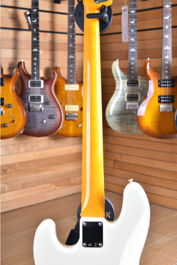 ベース Fender Jazz bass MEX 60's classic series Fender Classic Series 60s Jazz Bass - What To Know & Where To Buy