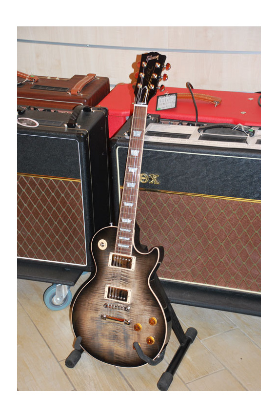 Gibson Custom Shop Les Paul Class 5 Figured Cobra Burst | Centro