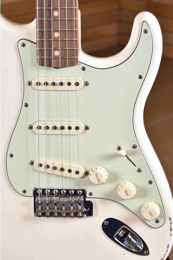 Fender Mexico Road Worn '60 Stratocaster Olympic White Pau Ferro