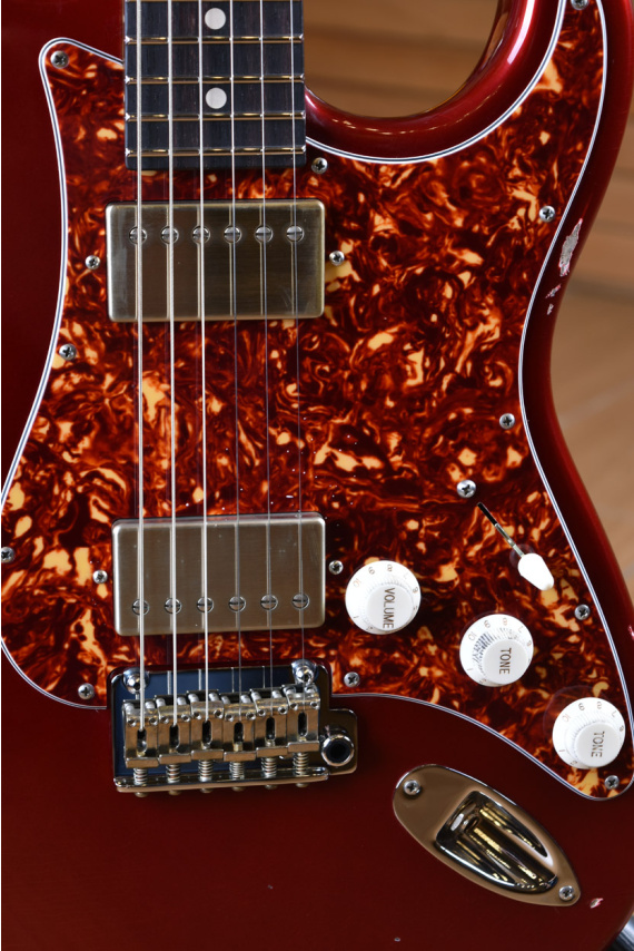 Suhr Classic S Antique Limited Edition Roasted Flame Maple Neck