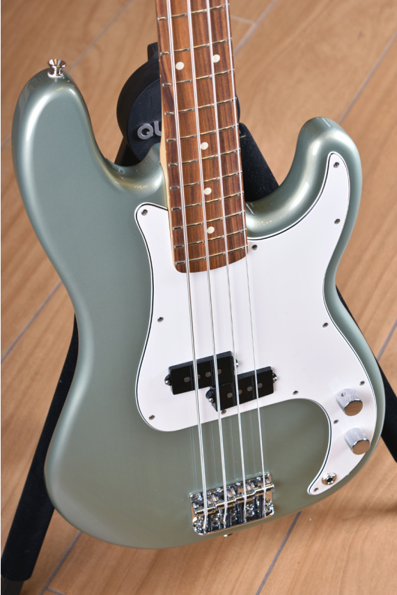 Fender Player Series Precision Bass Pau Ferro Fingerboard Sage