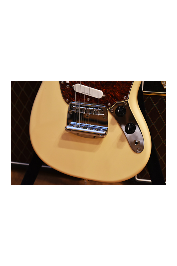 Squier vintage modified Mustang ローズ指板 Squier (by Fender) Vintage Modified Mustang Rosewood Fingerboard