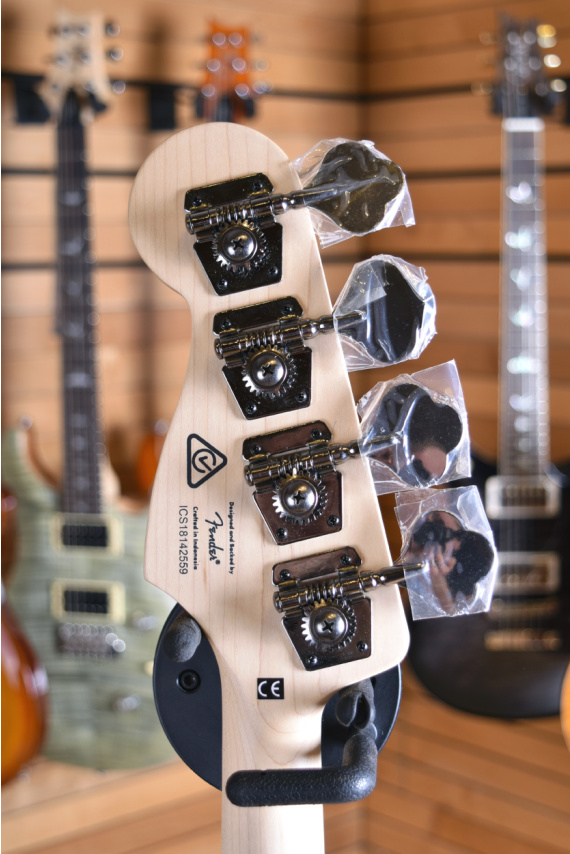 Squier (by Fender) Contemporary Active Jazz Bass HH Maple