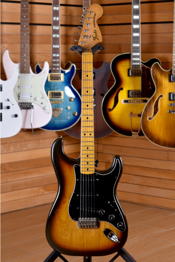 Fender Stratocaster 1979 American Standard Sunburst | Centro Chitarre