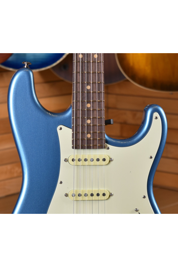 Suhr Classic S Vintage Limited Edition Lake Placid Blue | Centro