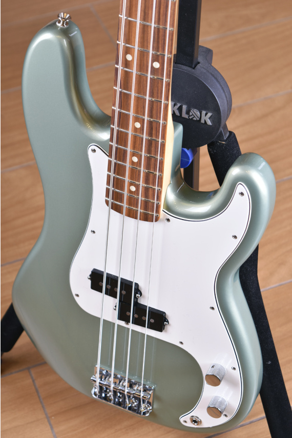 Fender Player Series Precision Bass Pau Ferro Fingerboard Sage