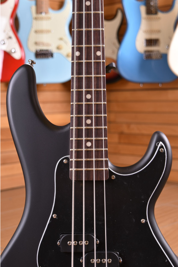 G&L Tribute Series SB-2 Rosewood Fingerboard Black Frost | Centro