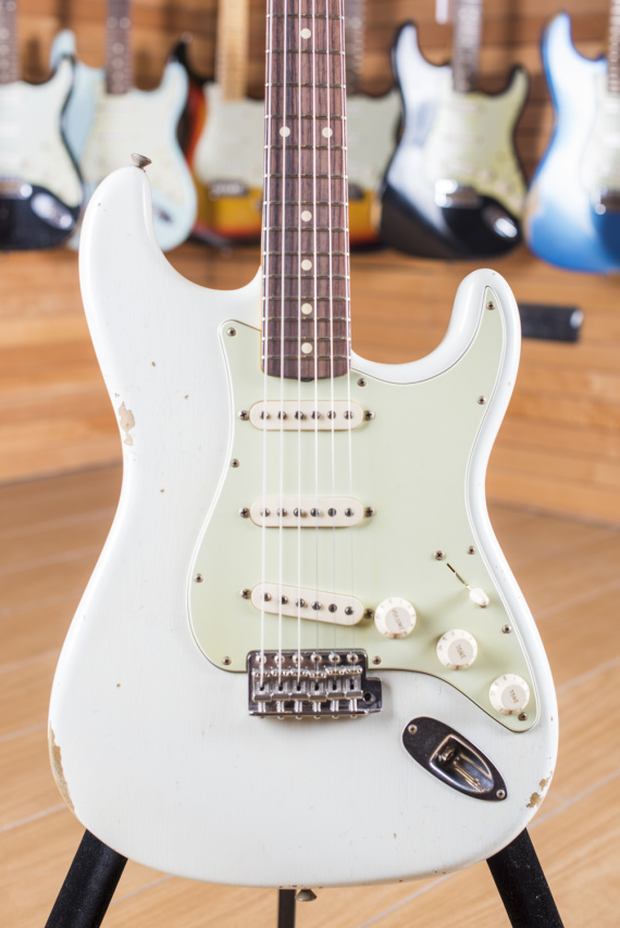 Fender Custom Shop '60 Stratocaster Vintage Specs Relic Olympic