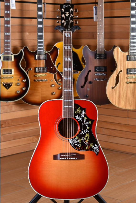 Gibson Hummingbird Standard Vintage Cherry Sunburst | Centro Chitarre
