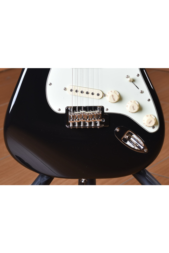 Fender Player II Stratocaster®, Maple Fingerboard, Black 0140512506 CHITARRE TIPO ST