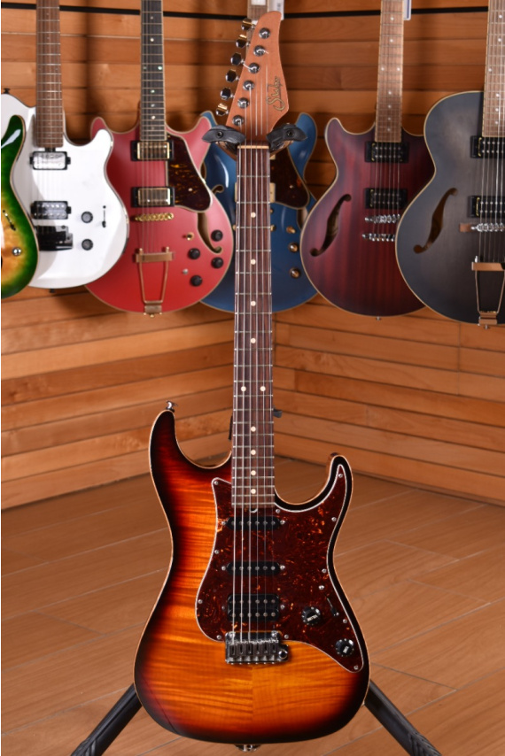Suhr Pro Series S3 Mahogany | Centro Chitarre