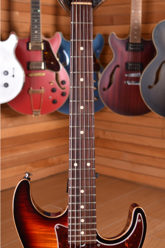 Suhr Pro Series S3 Mahogany | Centro Chitarre